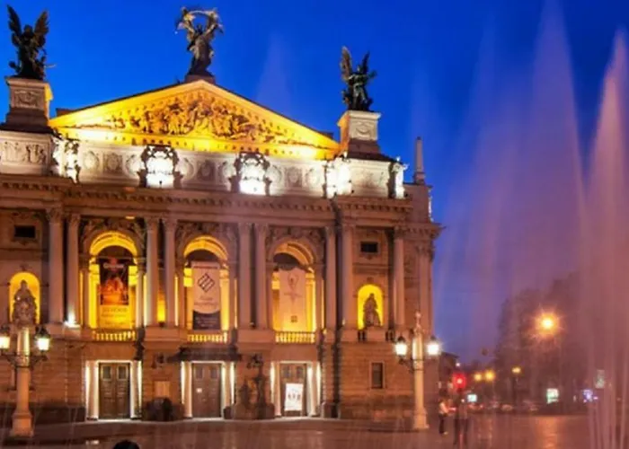 Econom Smart в центрі для пари! 3 хв до оперного театру Apartamento